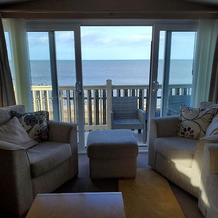 Your Happy Place Rhyl Bagian luar foto