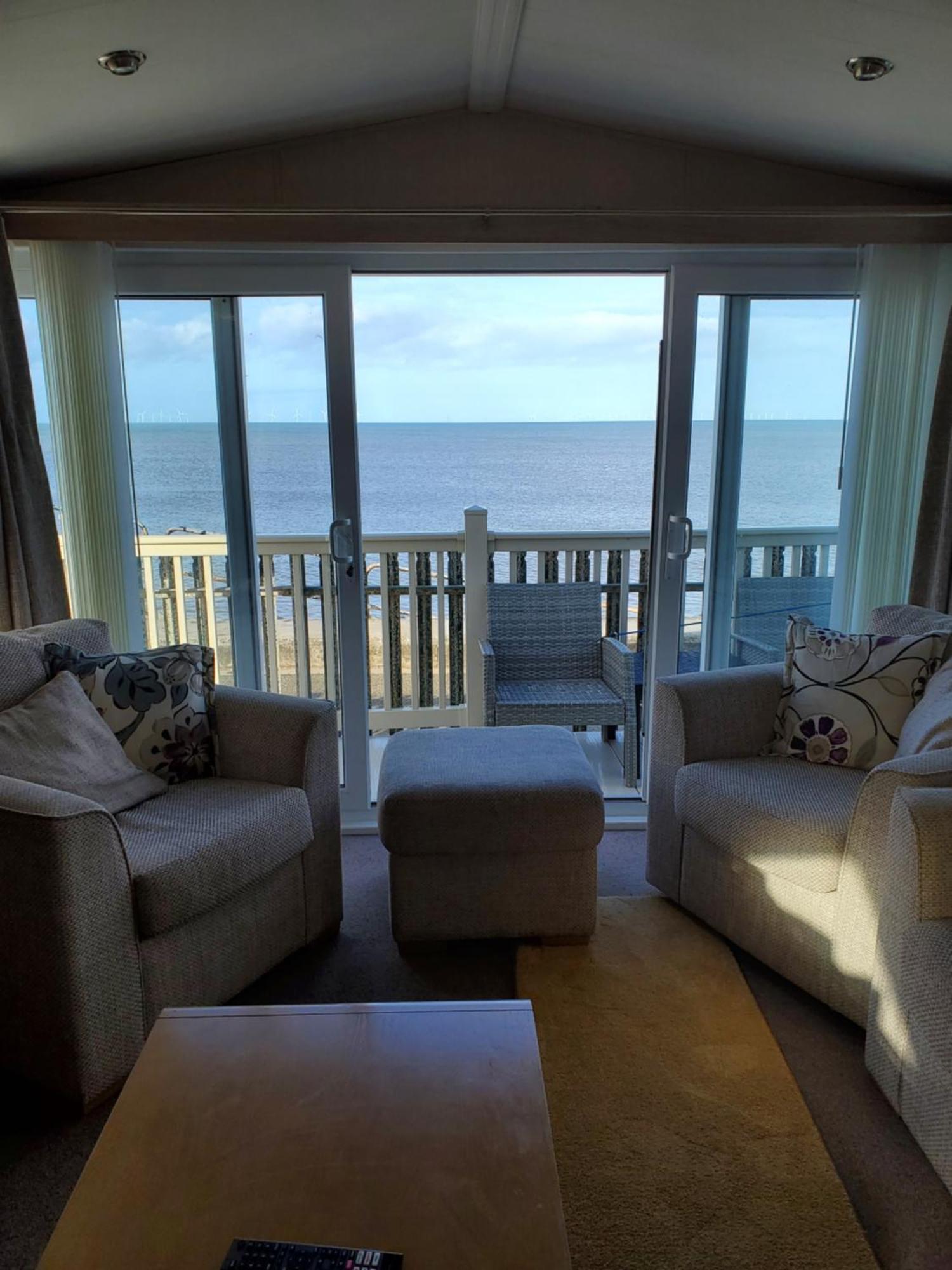 Your Happy Place Rhyl Bagian luar foto